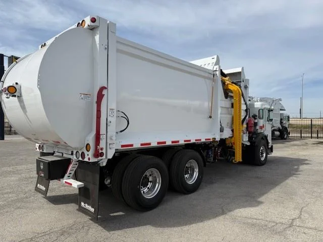 2026 Peterbilt 520 in Houston, TX — photo 6