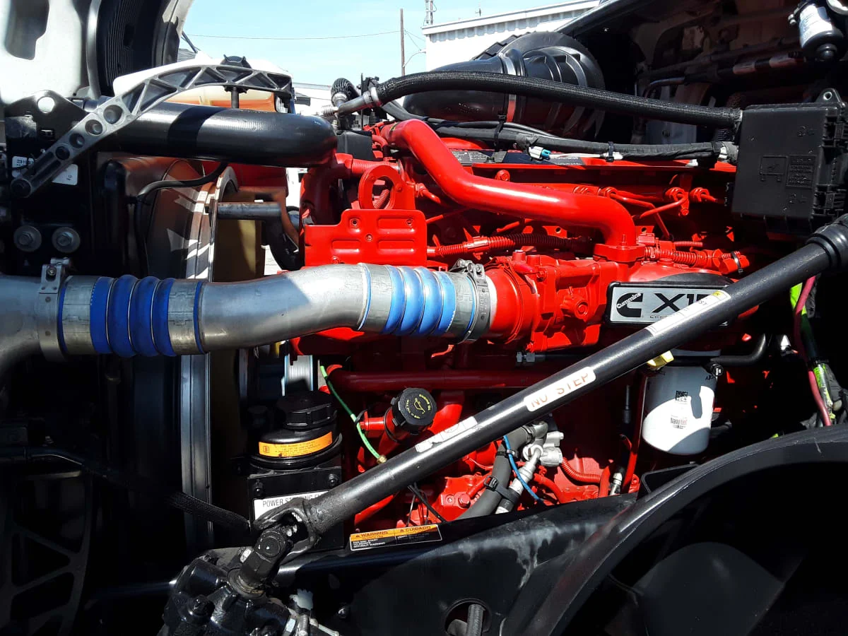 2019 Volvo VNL 860 in Montebello, CA — photo 8