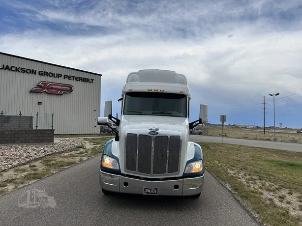 2021 Peterbilt 579 in Casper, WY — photo 8