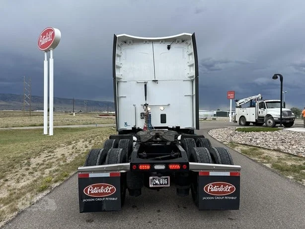 2021 Peterbilt 579 in Casper, WY — photo 4