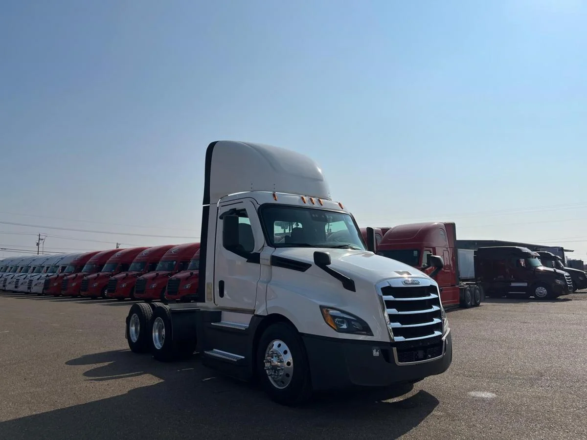 2021 Freightliner Cascadia in El Paso, TX