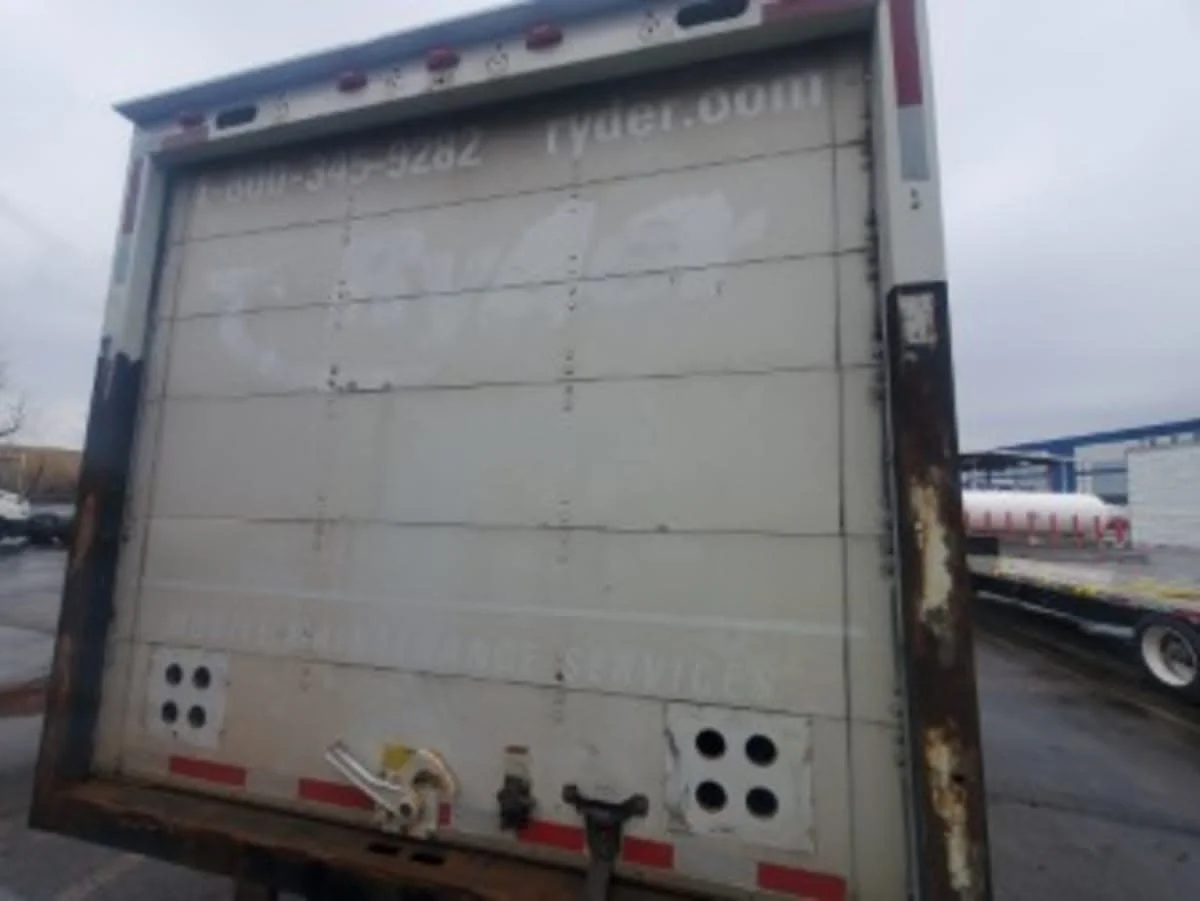 2012 Isuzu NPR - image 5