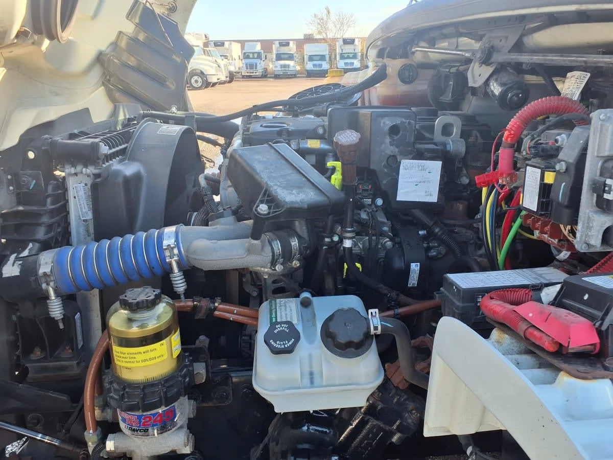 2020 Freightliner M2 106 - image 9