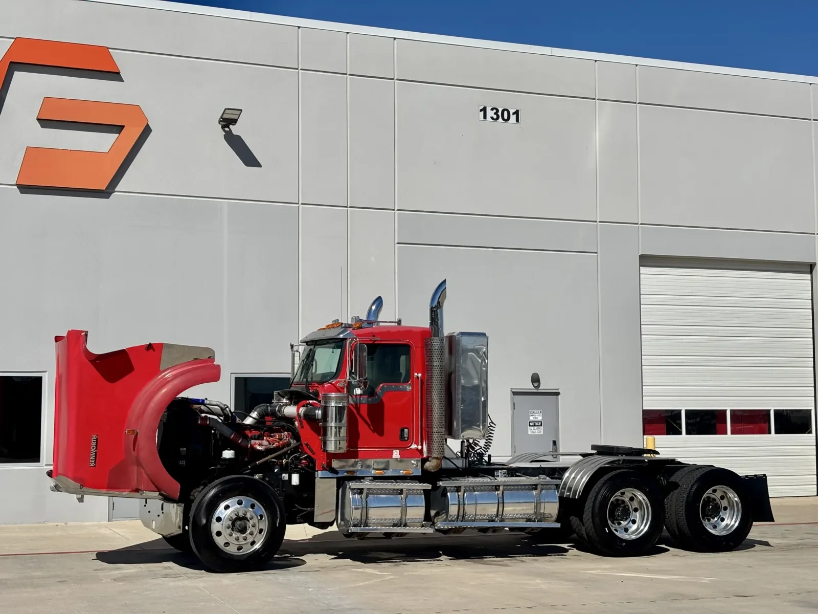 2009 Kenworth W900 - image 10