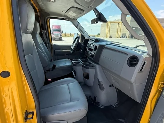 2022 Ford E-Series in Englewood, CO — photo 16