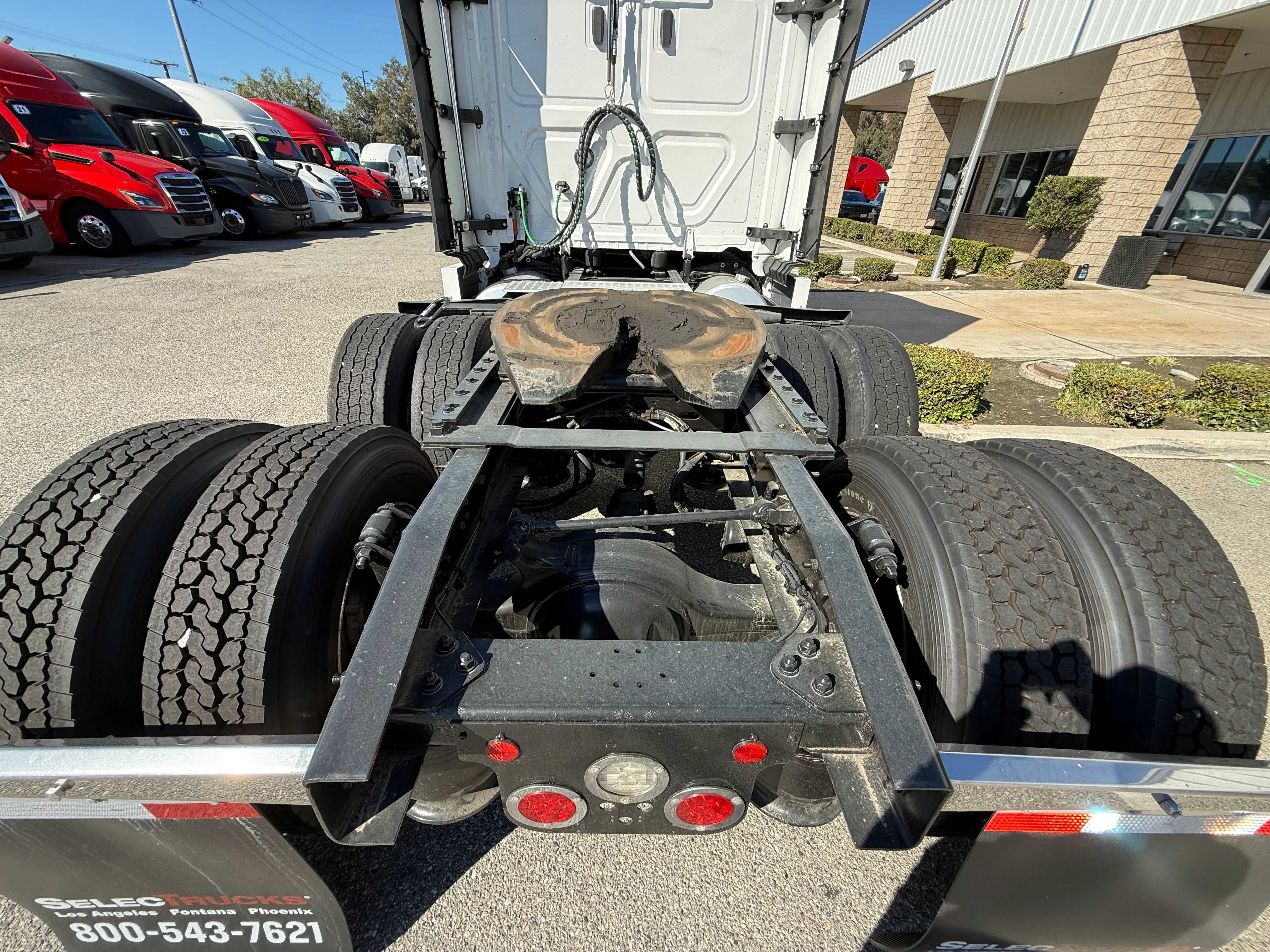 2023 Freightliner Cascadia in Selectrucks Fontana, CA — photo 6