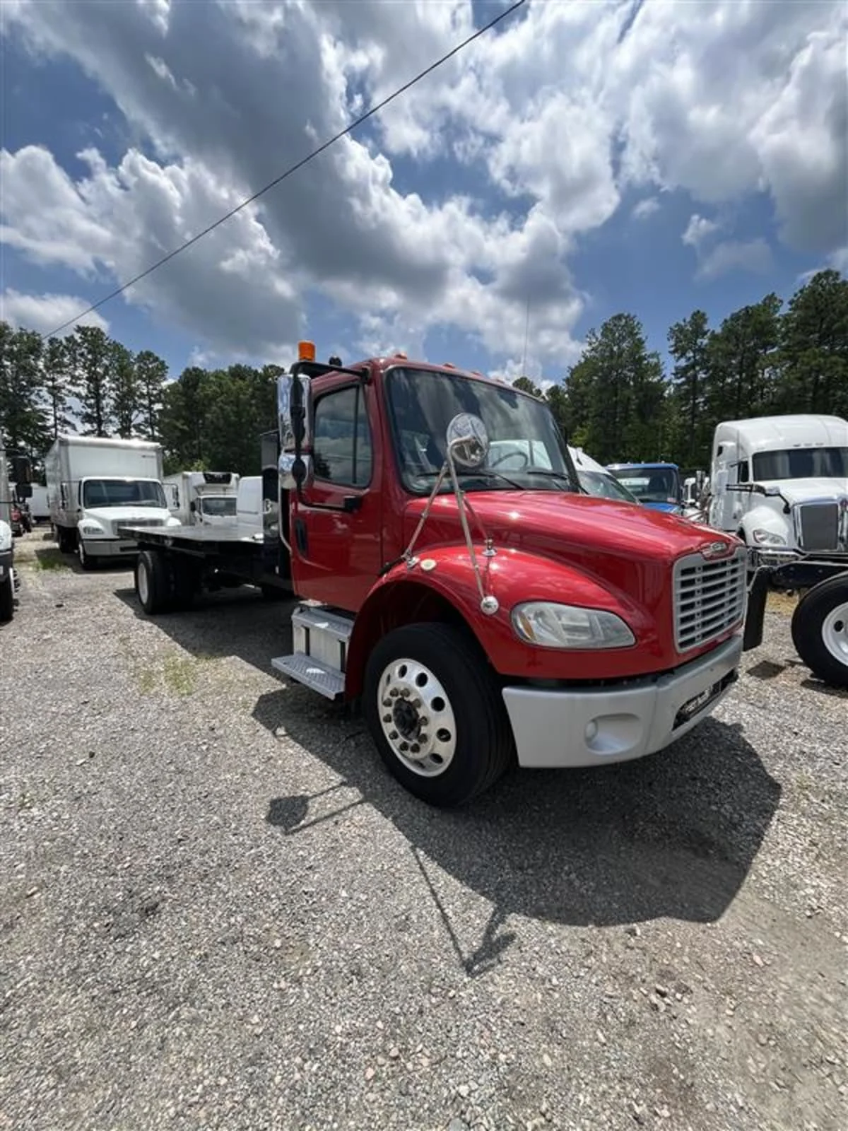 2018 Freightliner M2 106 in Ashland, VA — photo 3