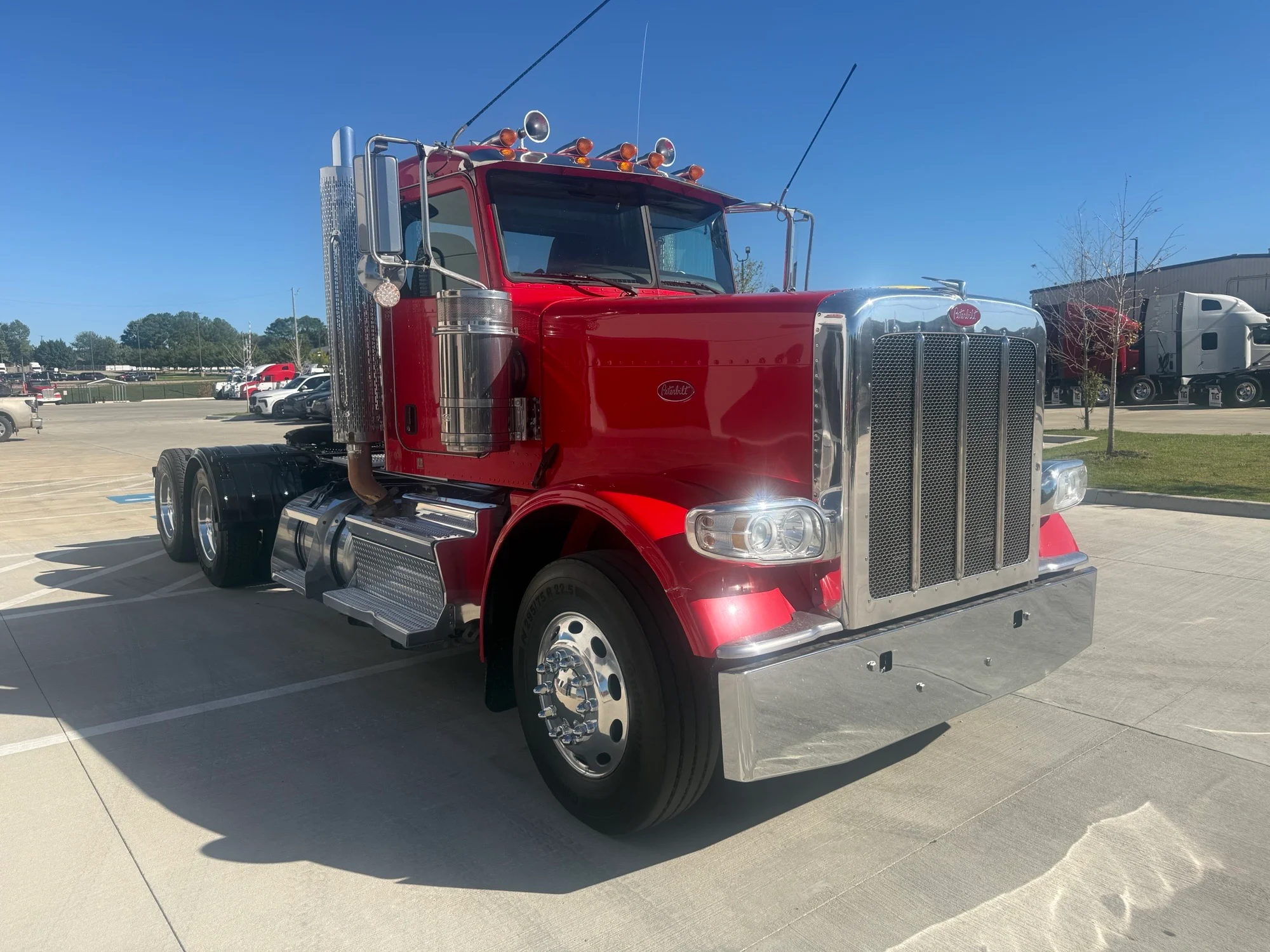 2021 Peterbilt 389 in Lowell, AR — photo 7