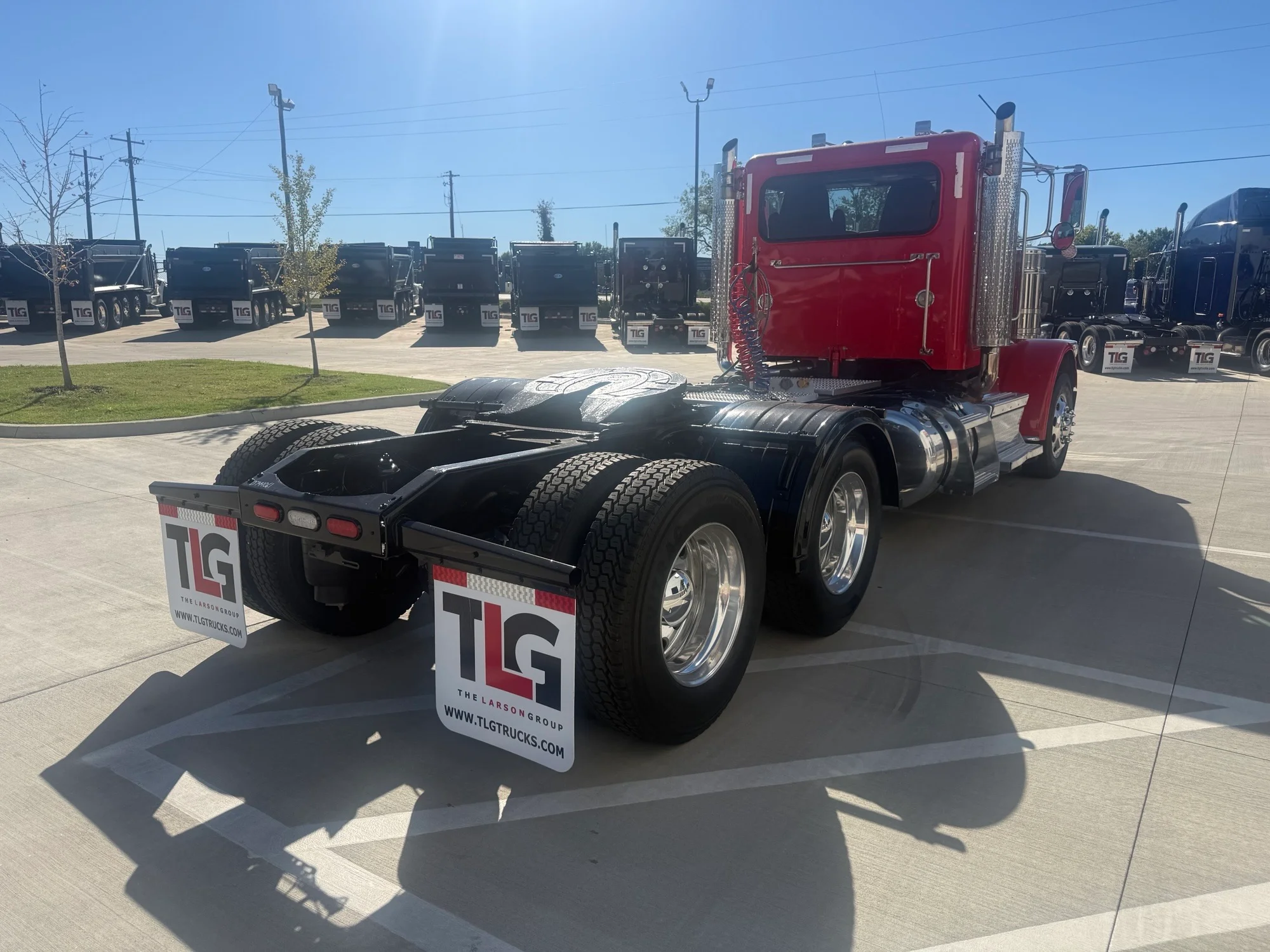 2021 Peterbilt 389 in Lowell, AR — photo 5