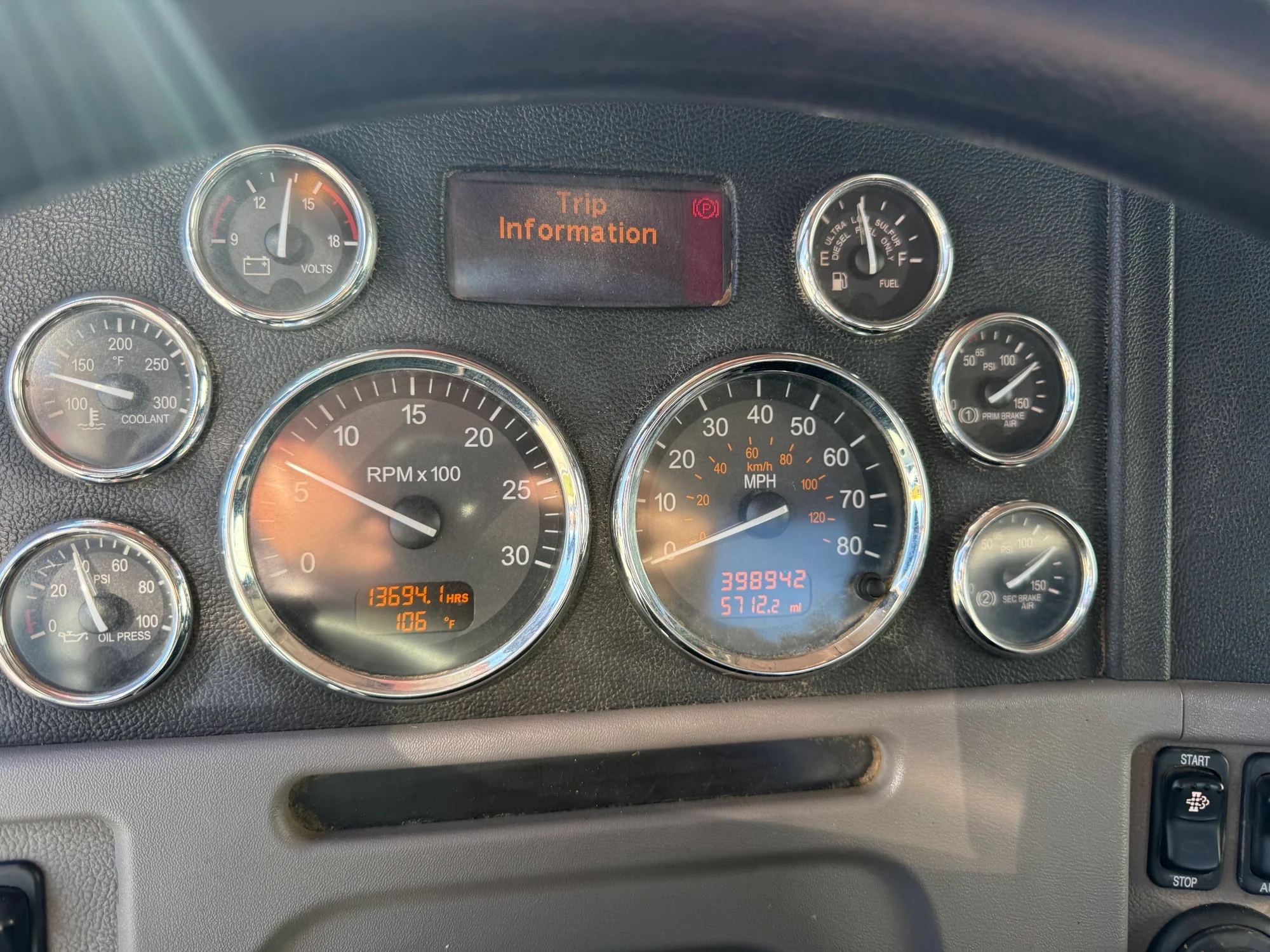 2021 Peterbilt 389 in Lowell, AR — photo 12