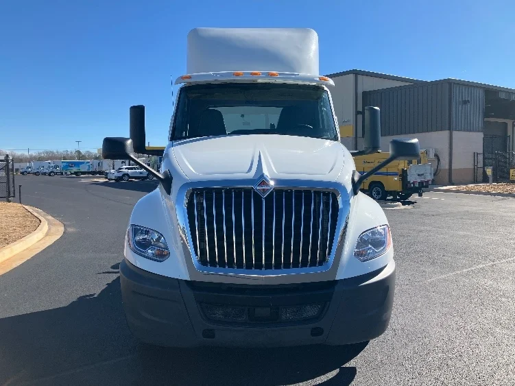 2019 International LT in Madison, AL — photo 2