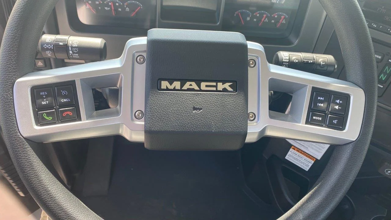 2026 Mack Granite in Austin, TX — photo 12