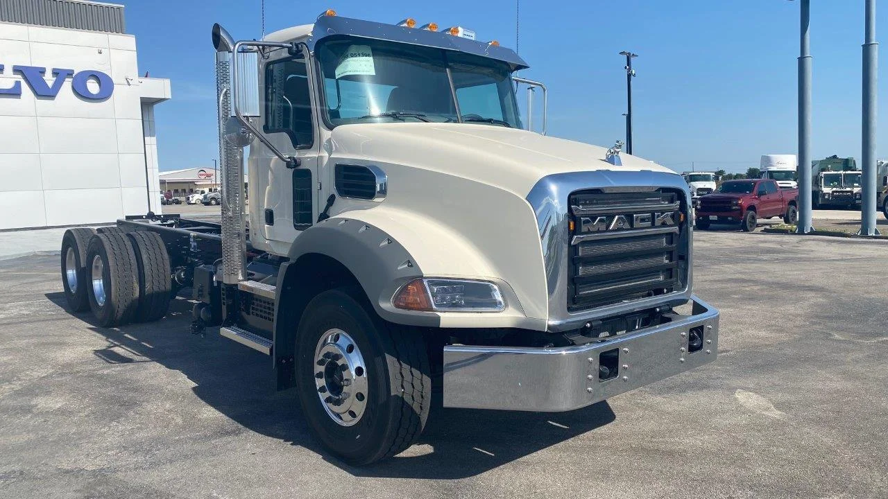 2026 Mack Granite in Austin, TX — photo 7