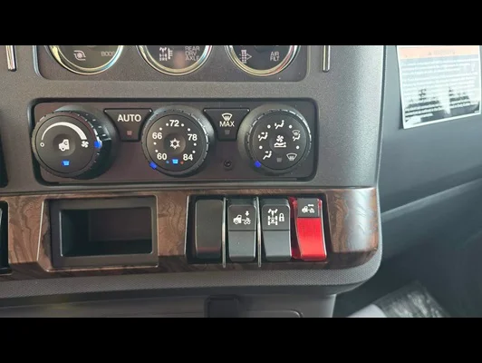 2027 Kenworth T680 in Springdale, AR — photo 17