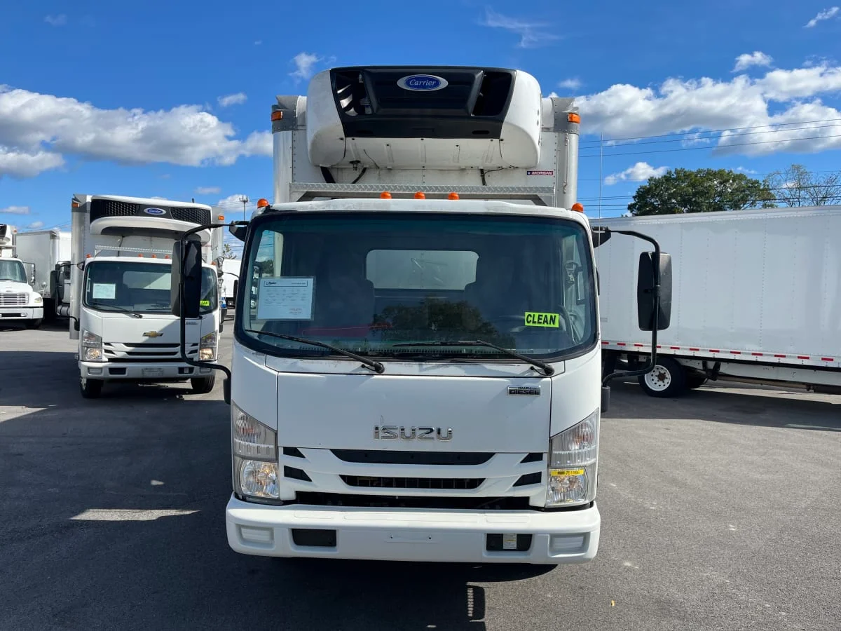 2018 Isuzu NPR - image 2
