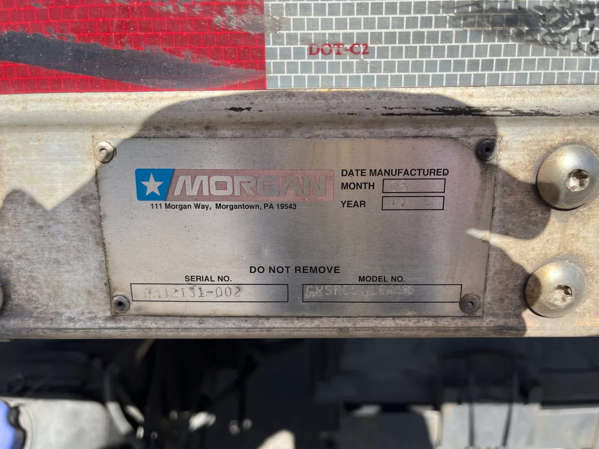 2018 Isuzu NPR - image 11