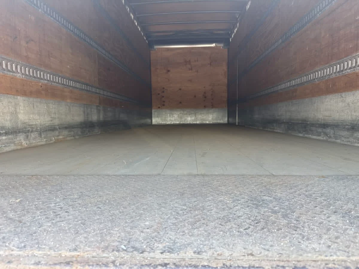 2019 Freightliner M2 106 in Syracuse, NY — photo 8