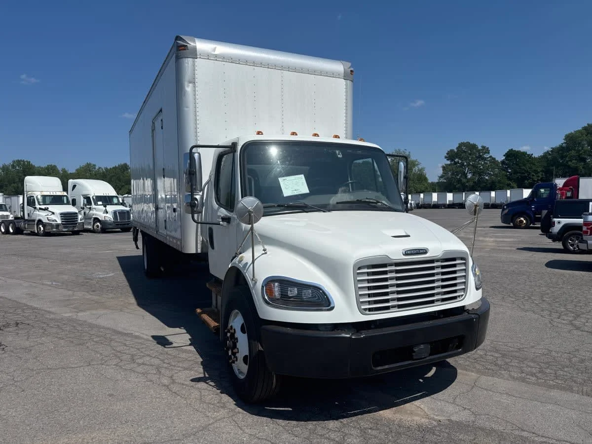 2019 Freightliner M2 106 in Syracuse, NY — photo 3