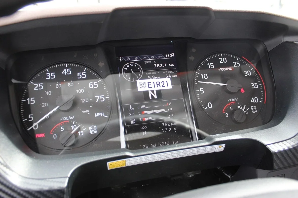 2025 Hino L7 - image 12