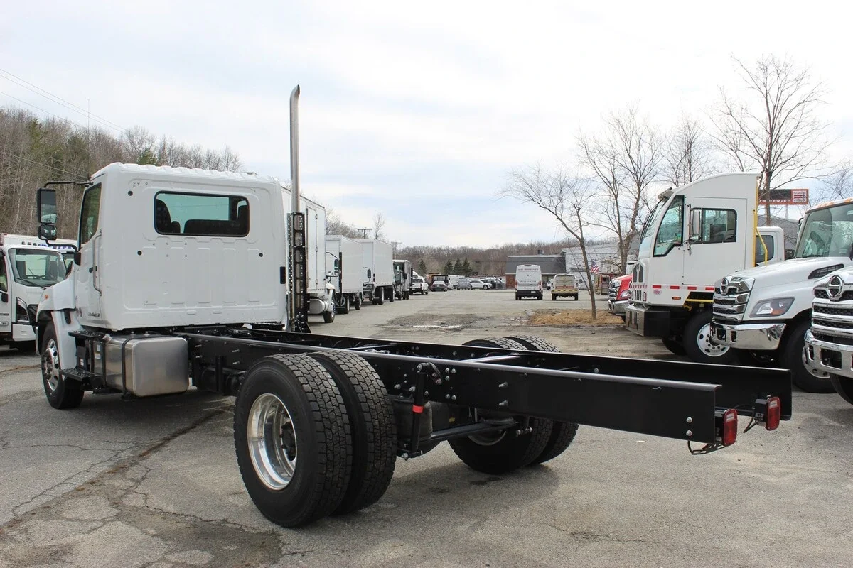 2025 Hino L7 - image 5