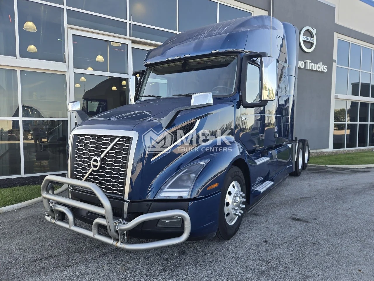 2024 Volvo VNL 760 in Pendleton, IN