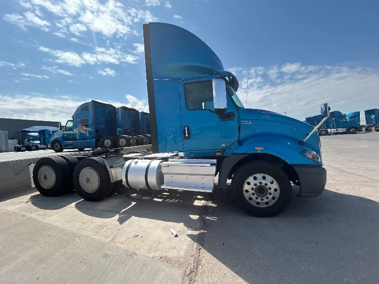 2019 International RH - image 8