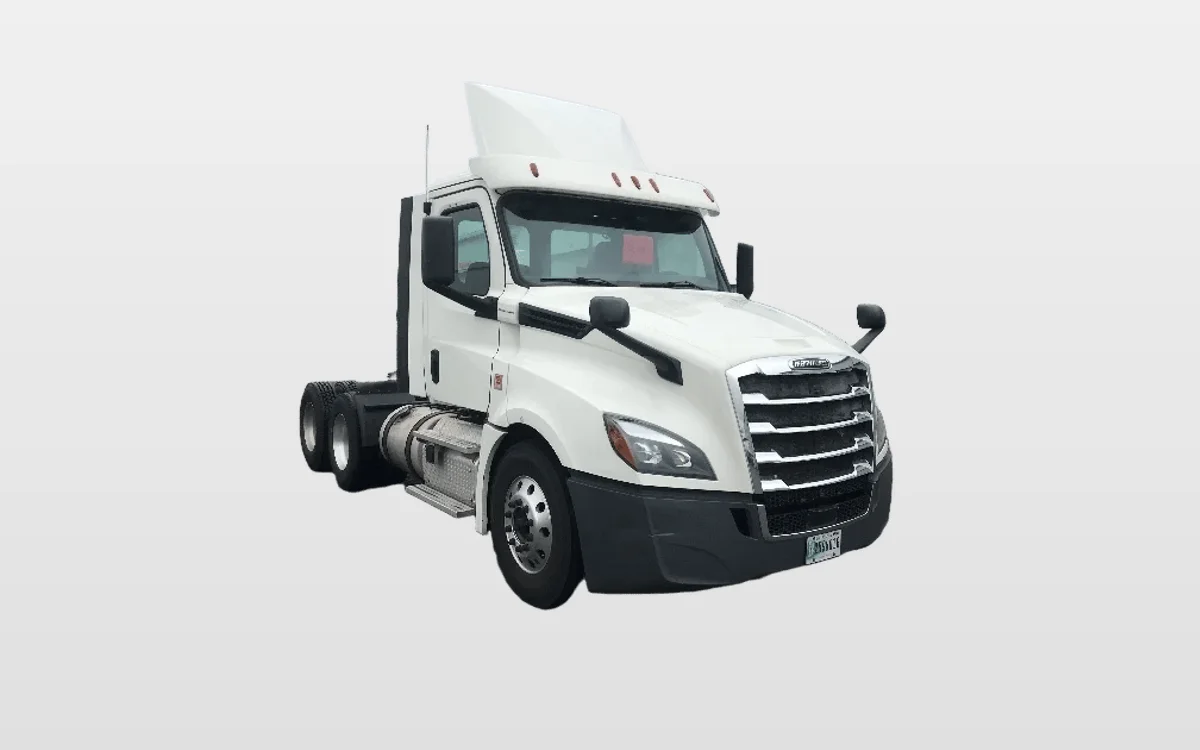 2018 Freightliner - image 1