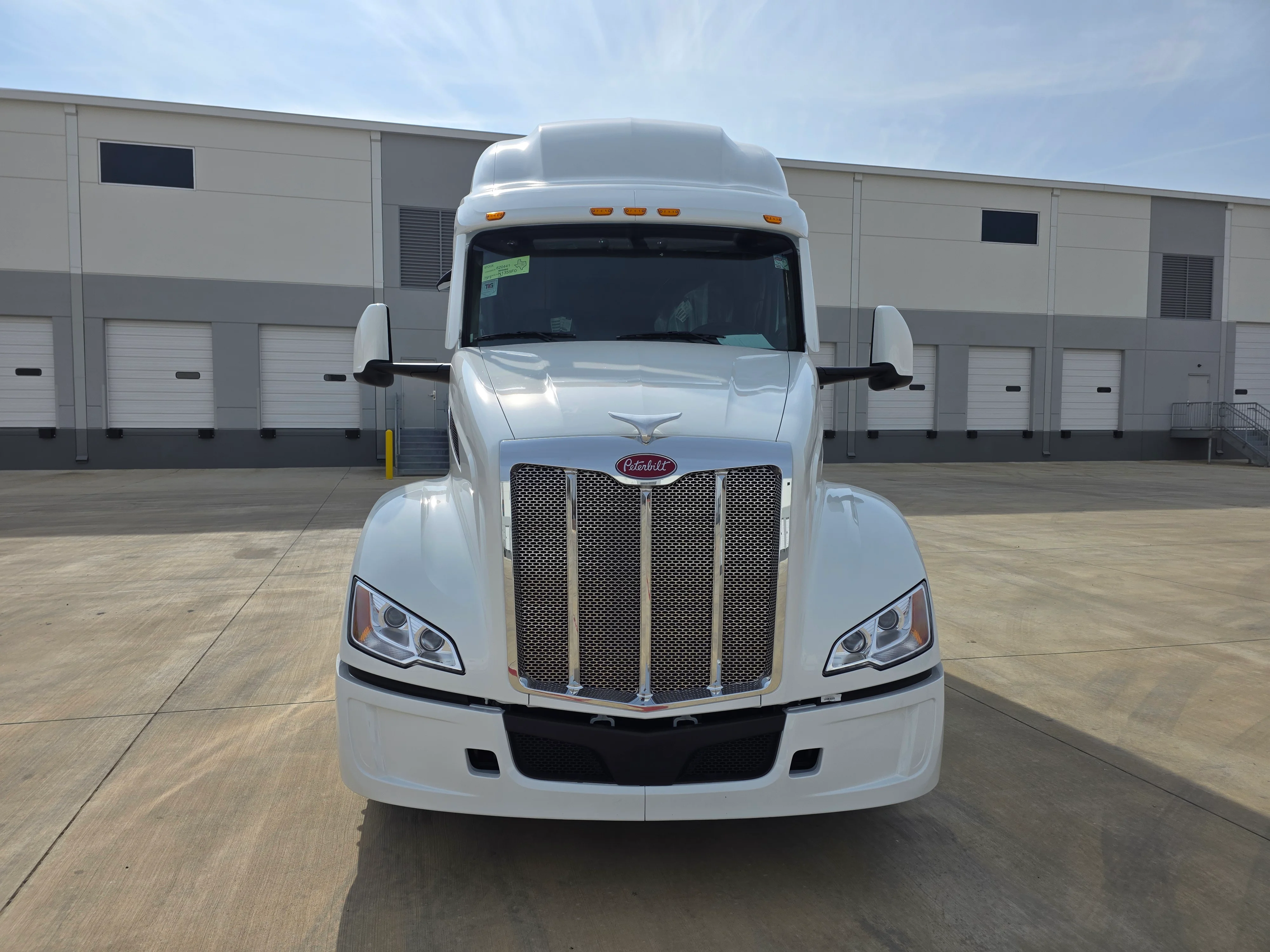2027 Peterbilt 579 in Charlotte, NC — photo 8