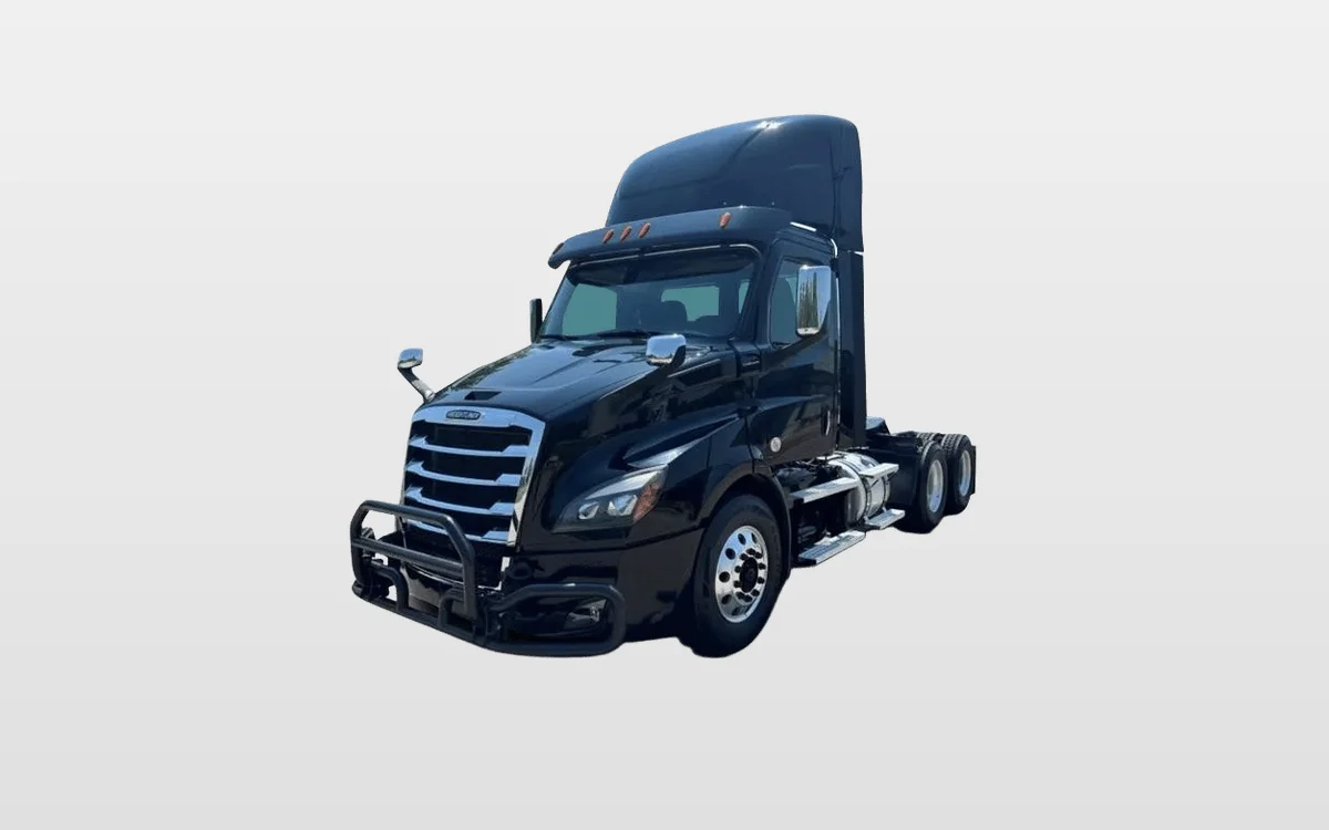 2020 Freightliner Cascadia - image 1