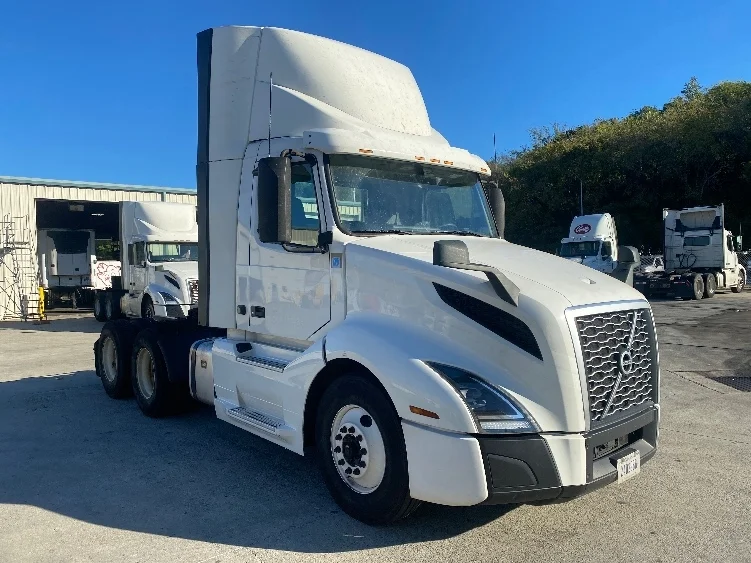 2020 Volvo VNL 300 in Bessemer, AL