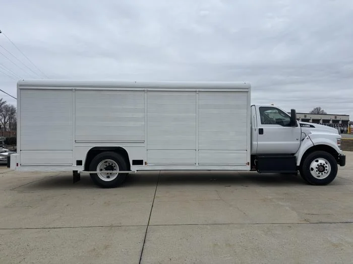 2026 Ford F-750 in Dallas, TX — photo 7