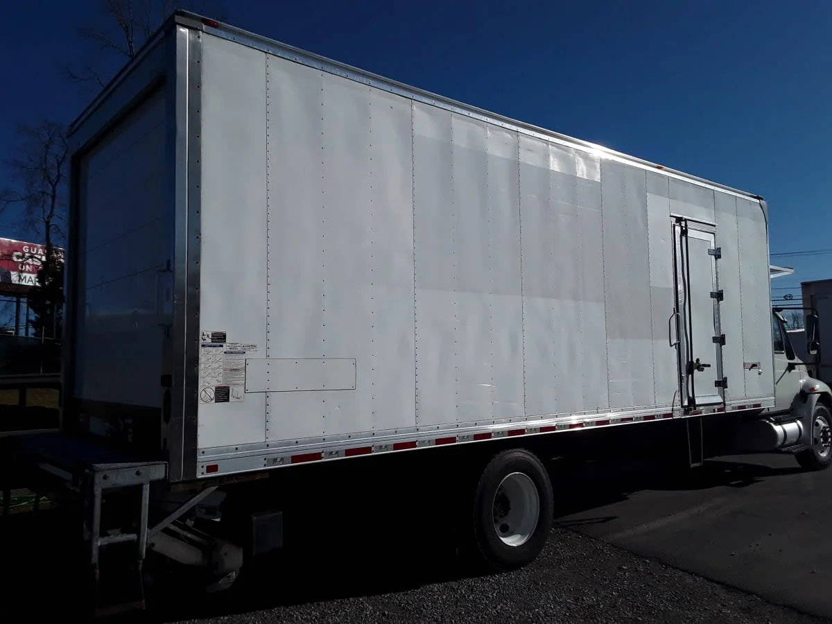 2019 International 4300 in Charlotte, NC — photo 4