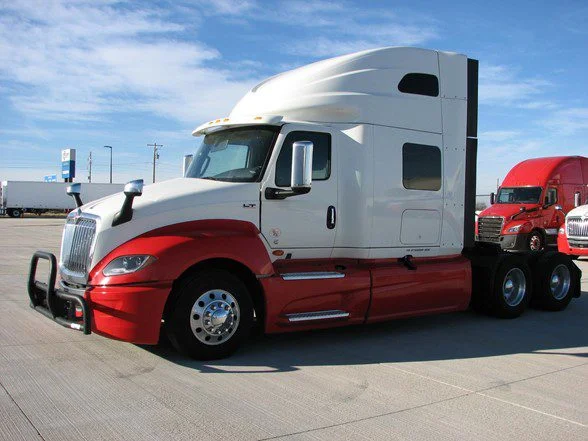 2022 International LT