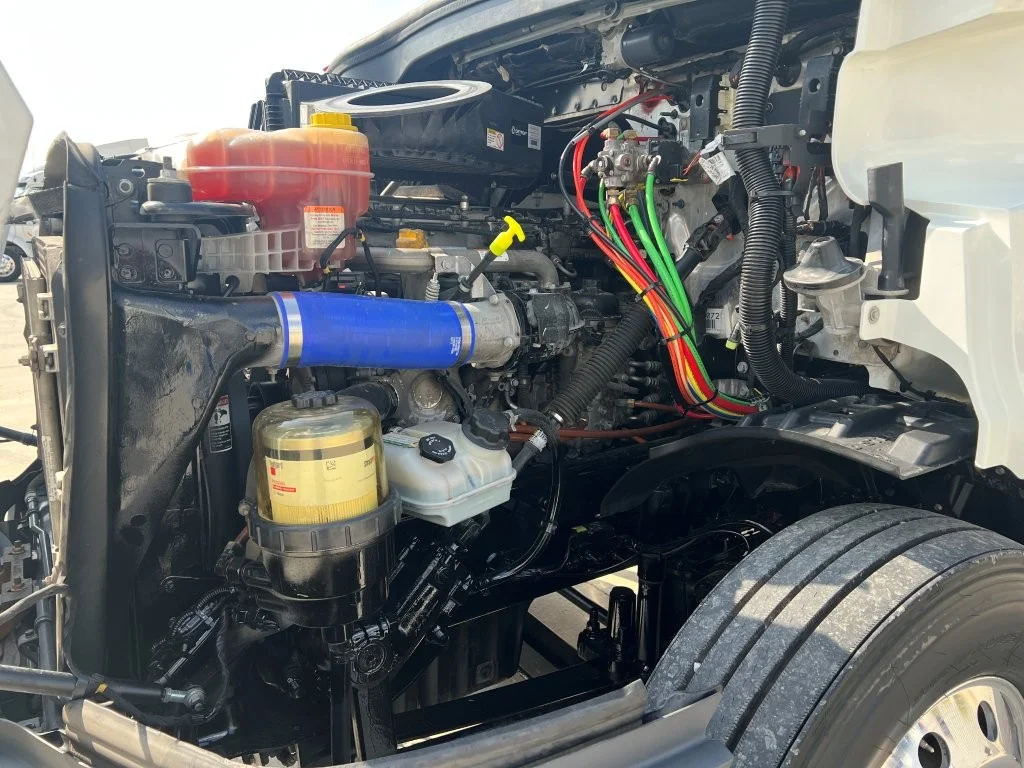 2021 Freightliner Cascadia - image 11