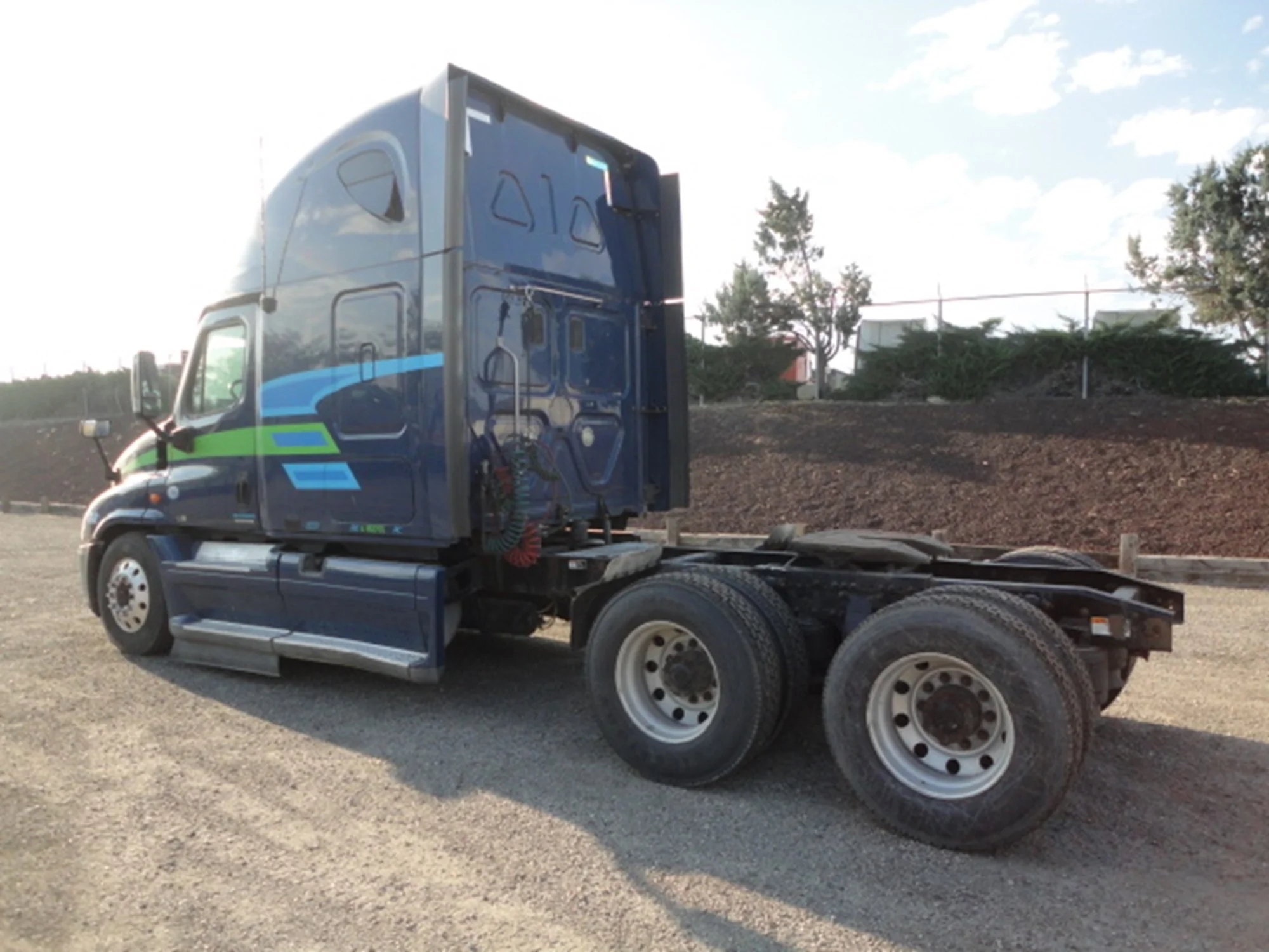 2011 Freightliner Cascadia in Boise, ID — photo 3
