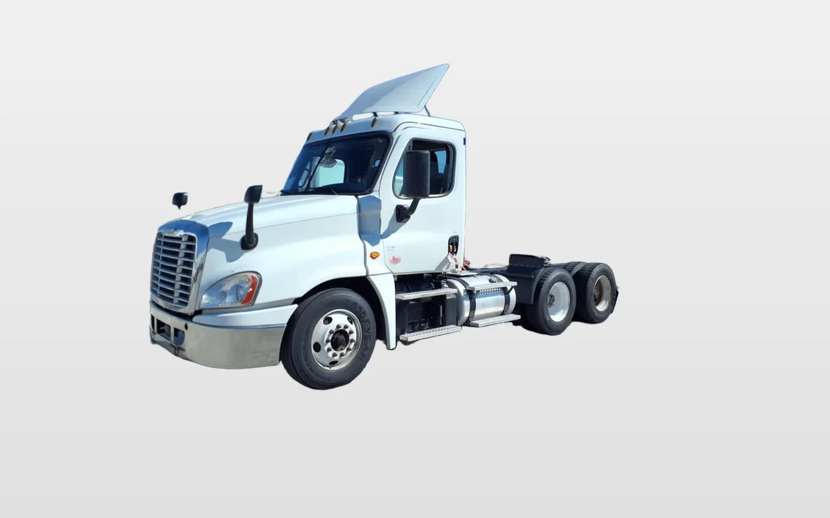 2019 Freightliner - image 1