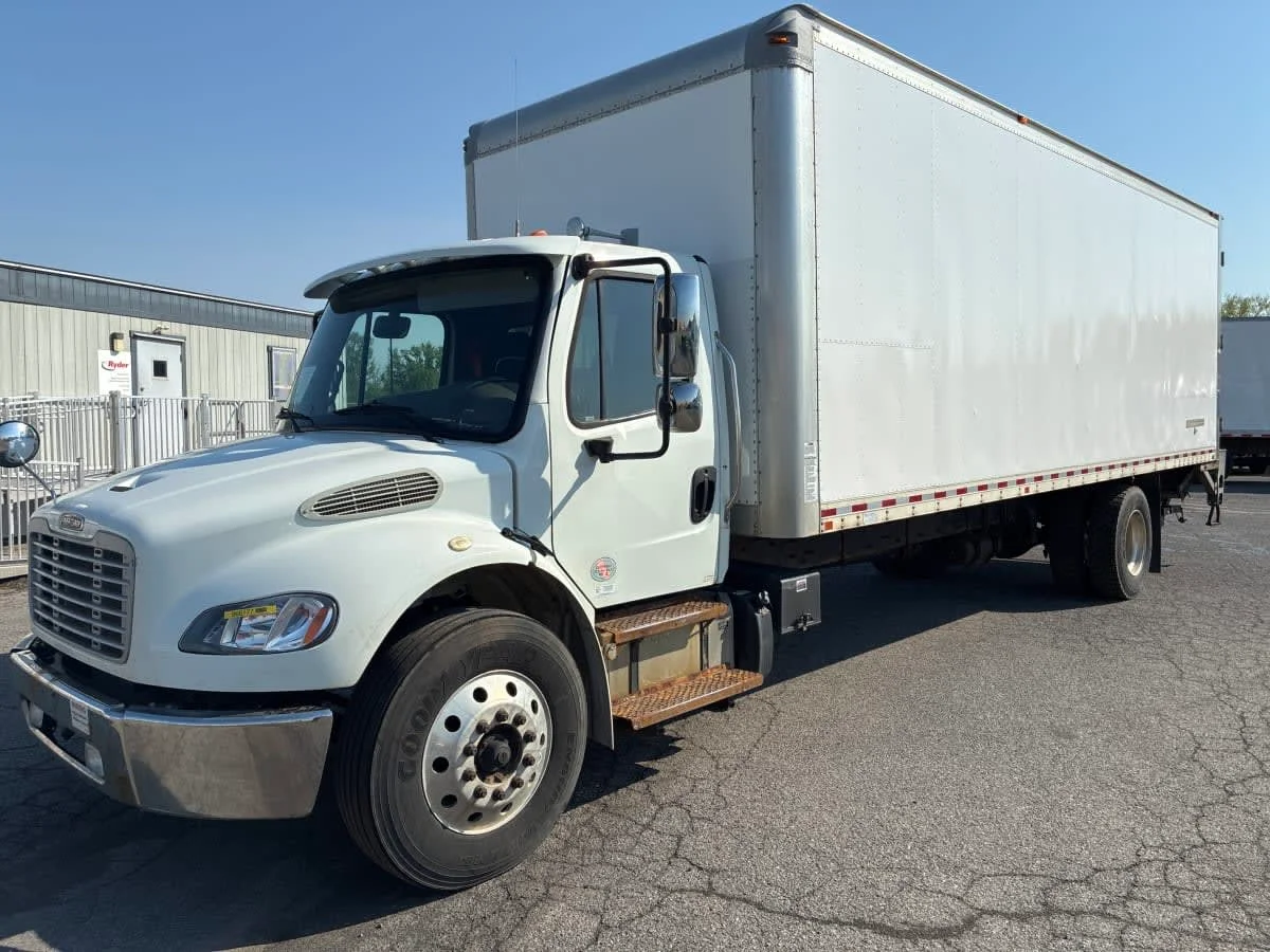 2019 Freightliner M2 106