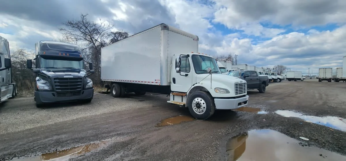 2019 Freightliner M2 106 in Taylor, MI — photo 3