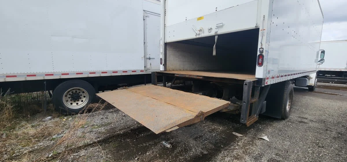 2019 Freightliner M2 106 in Taylor, MI — photo 11