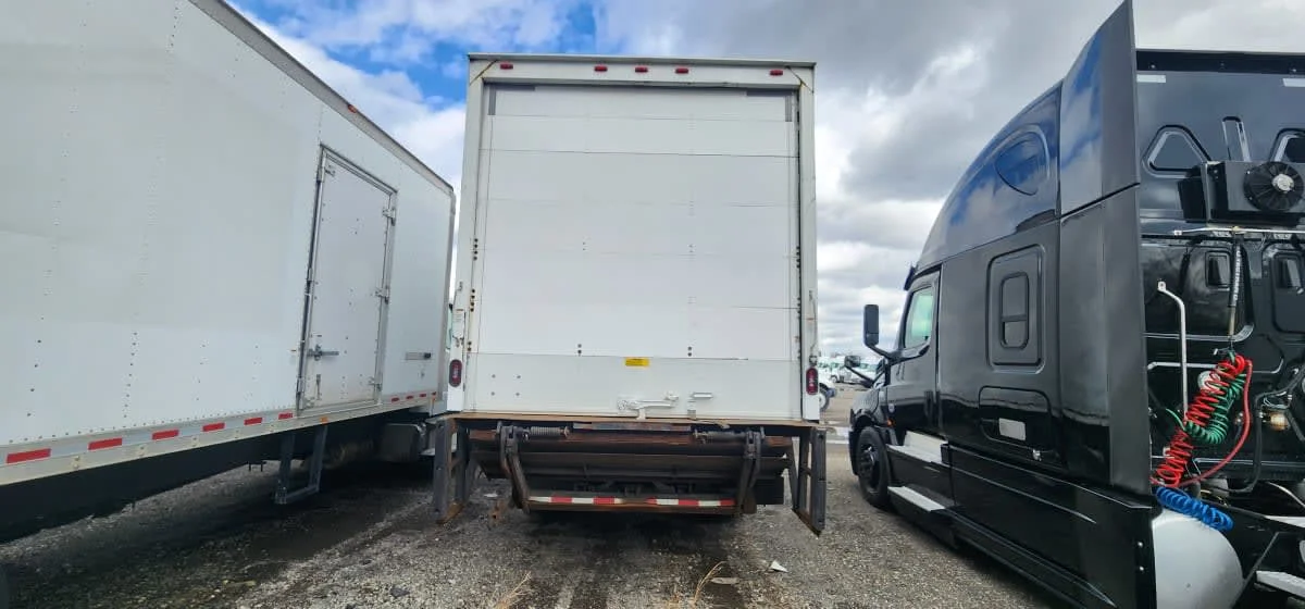 2019 Freightliner M2 106 in Taylor, MI — photo 5