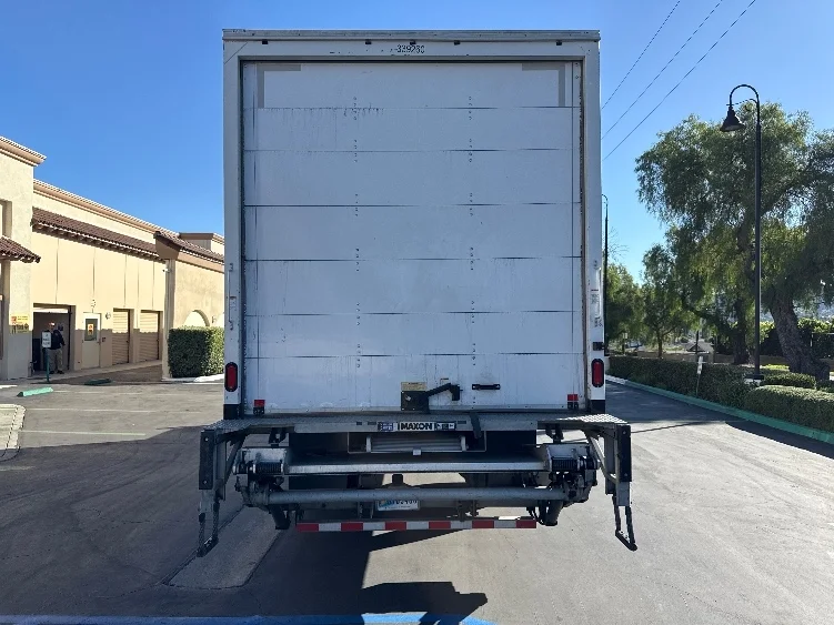 2020 Freightliner M2 106 - image 7