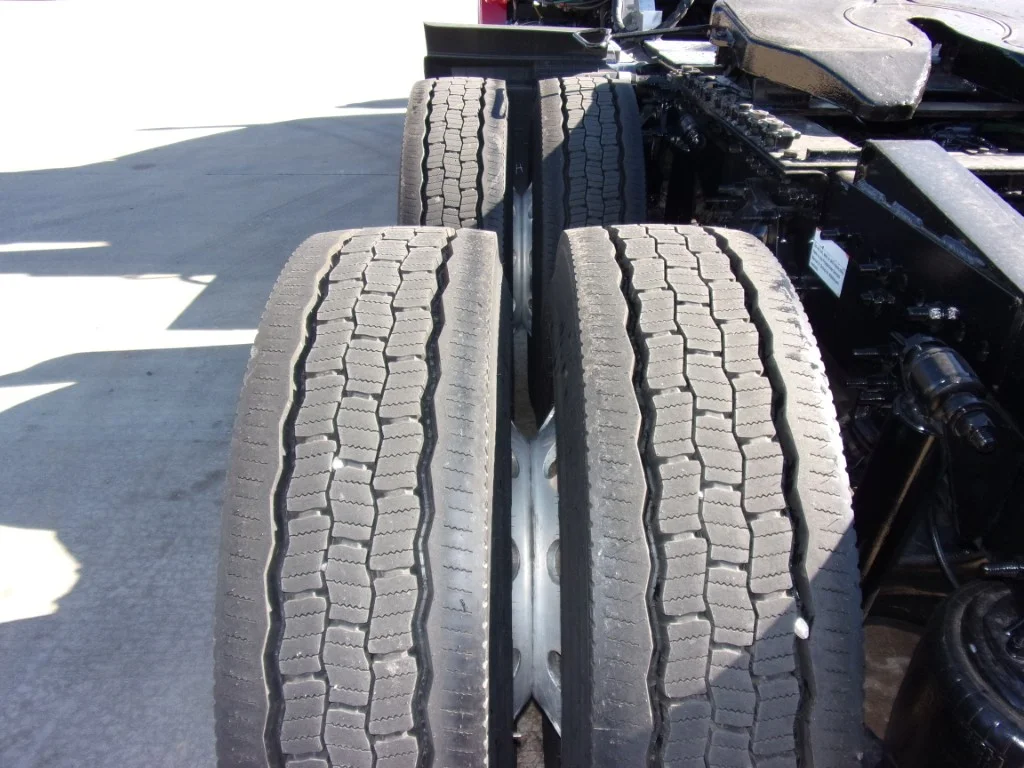 2021 Freightliner Cascadia - image 7