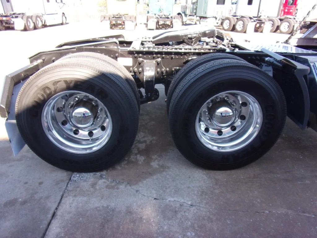 2021 Freightliner Cascadia - image 5