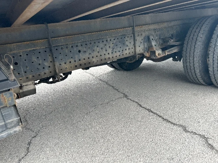 2022 Isuzu NPR - image 5