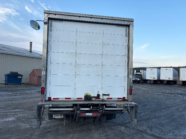 2022 Isuzu NPR - image 7