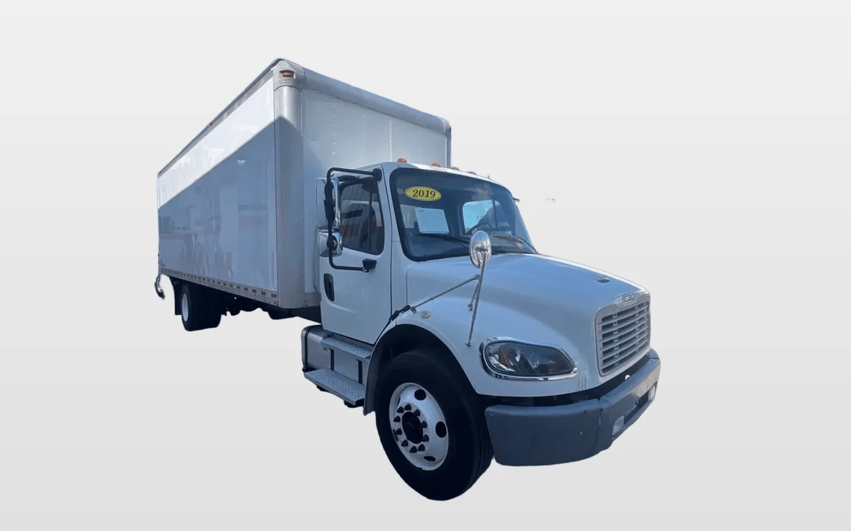 2019 Freightliner M2 106 - image 1