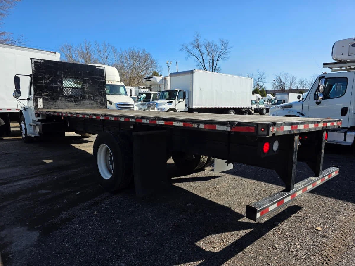 2020 Freightliner M2 106 - image 6