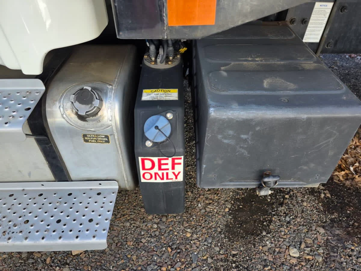 2020 Freightliner M2 106 - image 13