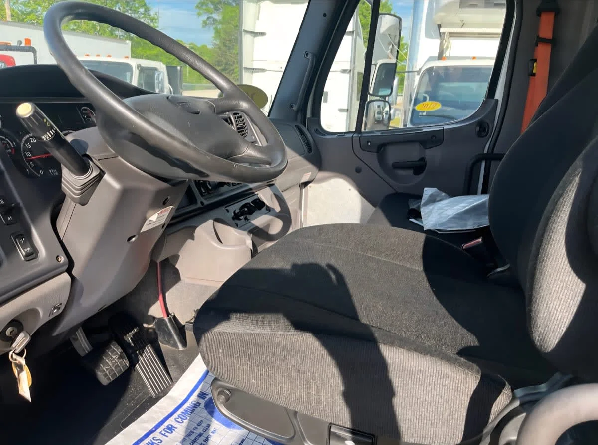 2019 Freightliner M2 106 in Greensboro, NC — photo 7