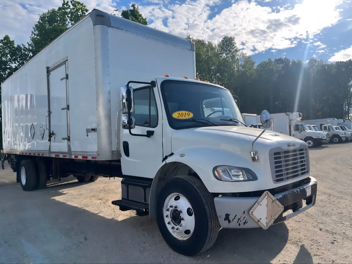 2019 Freightliner M2 106 in Greensboro, NC — photo 3